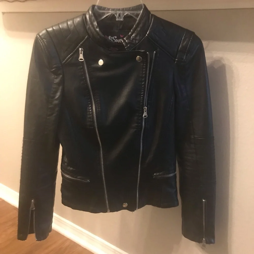 Black Vegan leather bomber jacket w/ polished silver detail. Size small - Picture 2 of 8